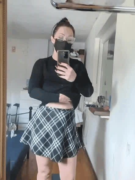 They say teachers are great in bed. Wanna test-fuck that theory?