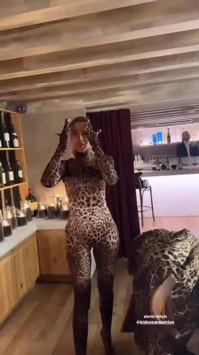 Khloe