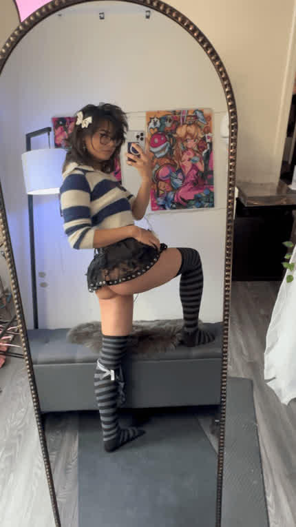 Say hi if you'd turn gay for me 😈