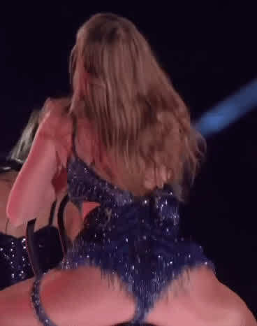 Wonderful ass 💦💦😍