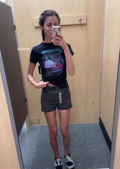 sex in the fitting room would be fun