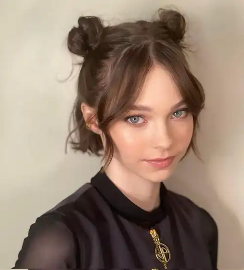 Anyone wanna jerk together for Emma?