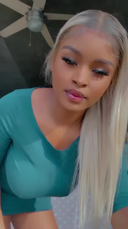 Black women have pretty pussy too🖤🖤
