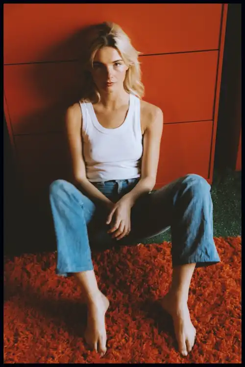 back to twitter, back to blonde