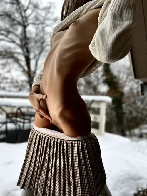 What do you think, can skinny girls melt snow?