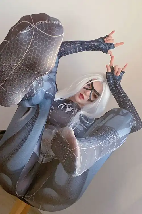 Black Cat from Spiderman by Fleurxy