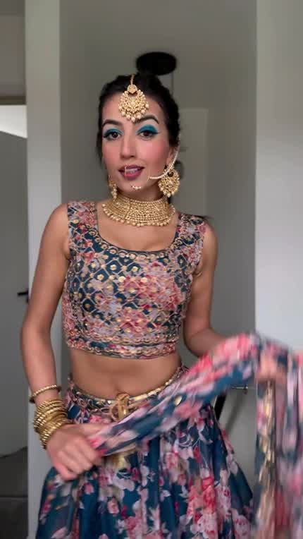 I love being your naughty bhabi, so let’s keep this our little secret 😈 [F]