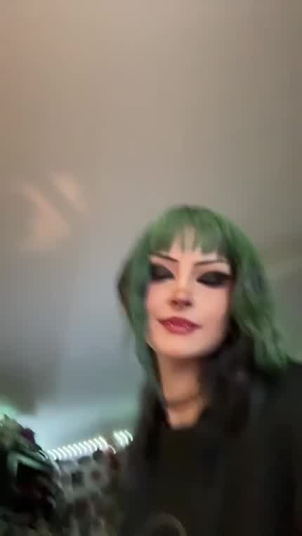 im your new gf