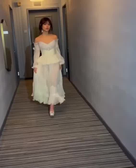 Looking like an absolute goddess