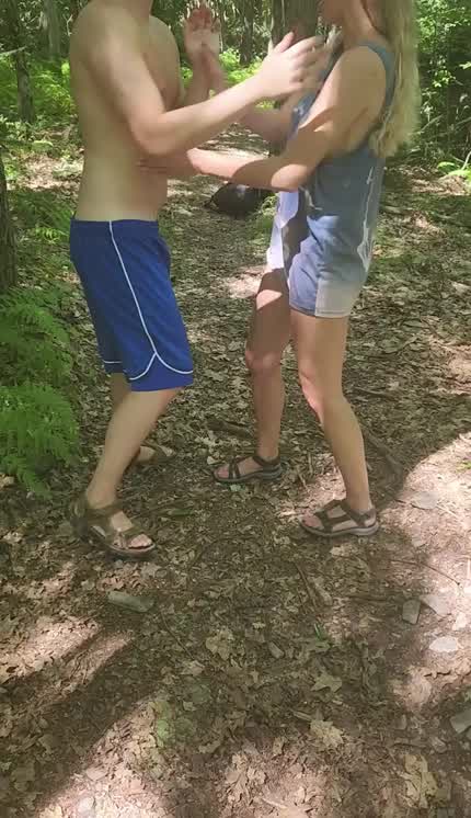 She bullies our BFF 🤏🏼