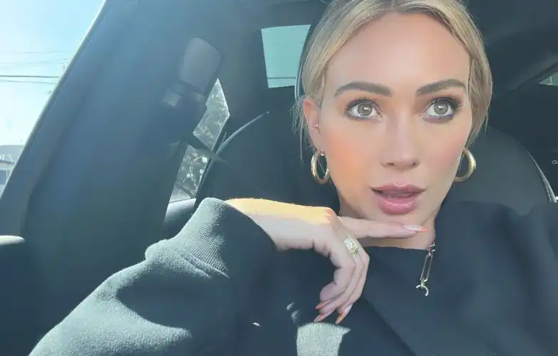 Car selfie from her IG story | September 2023