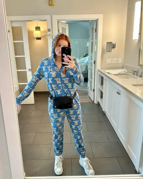 Ariel | selfie | IG | September 2023