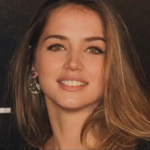 Magnificent Ana de armas 