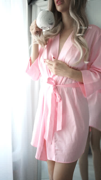 Ready for morning sex in less than three seconds