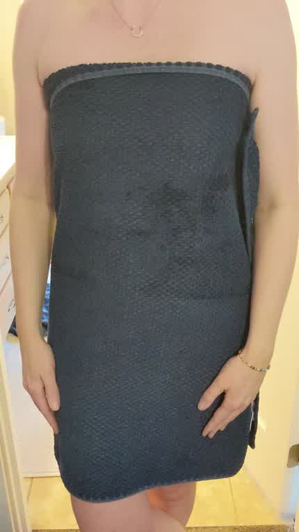 Towel drop pussy mound and more...