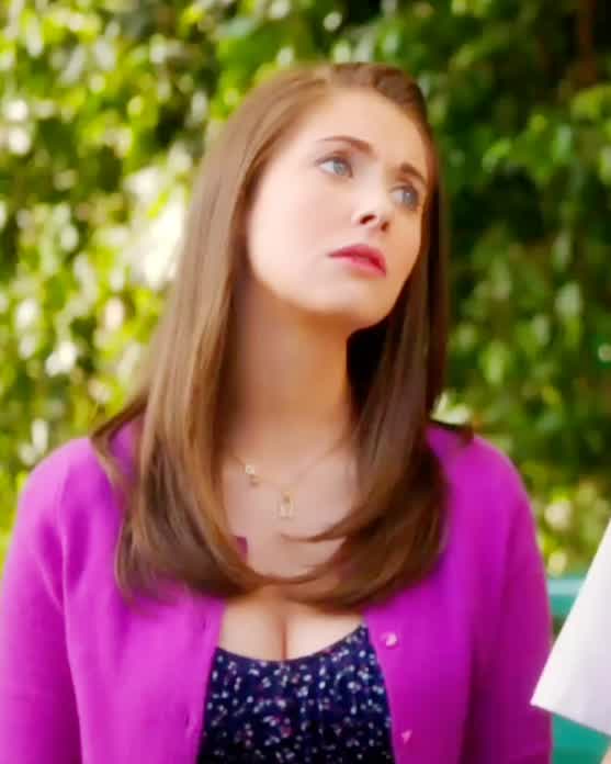 Those doe eyes!