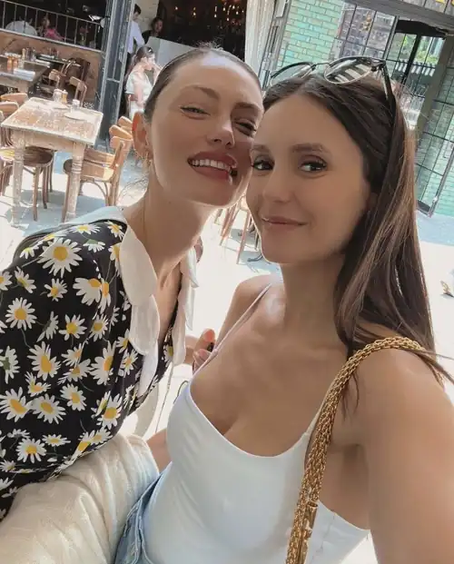 Nina ig story with Phoebe Tonkin 7/27/23
