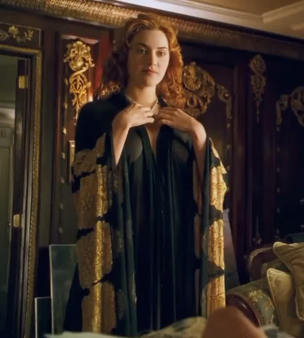 Kate Winslet in Titanic (1997)