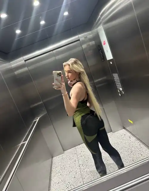 my booty is defo getting so much bigger hard work pays off 
