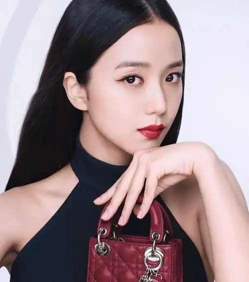 Jisoo IG Update(1) 230503