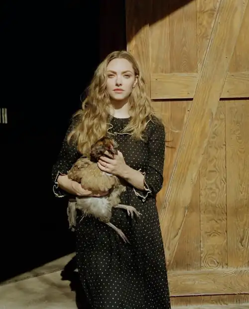 Amanda with her chicken