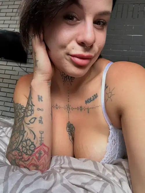 Mommy is in the mood for some fun tonight if you want