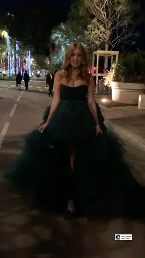 Spiele Palina mit Bilder für euch. Dm