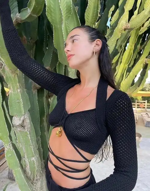 She makes me so desperate for dick