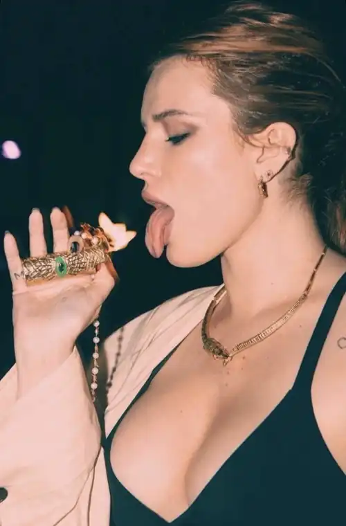 Bella Thorne