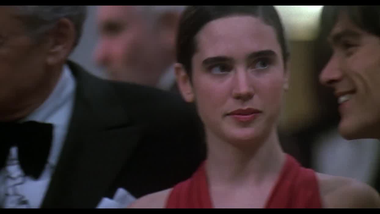 One of the funniest scenes in Jennifer's career - Waking The Dead (2000)