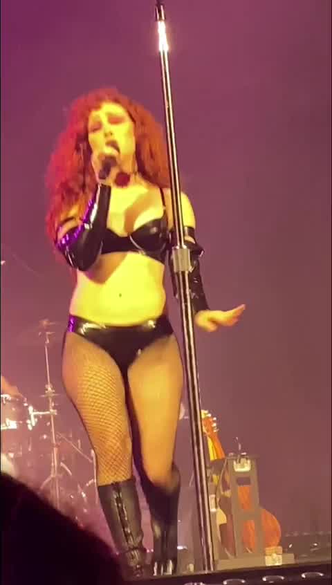 Chappell Roan - The Wiltern in Los Angeles (November 14, 2023)