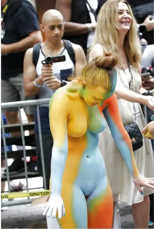 Smooth color blends on Sexy curves