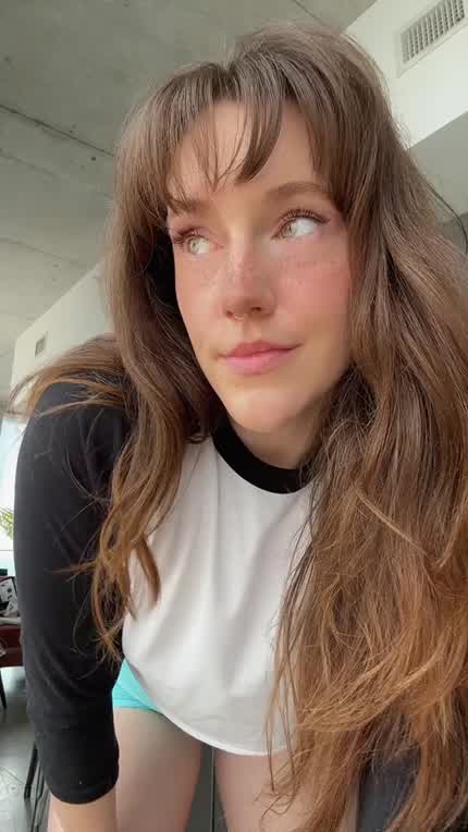 If you like my juicy ass you can fuck it