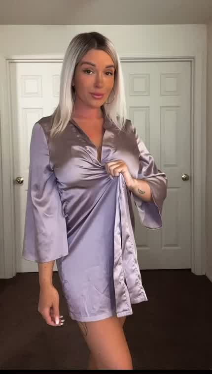 Big titty milf makes it all pop