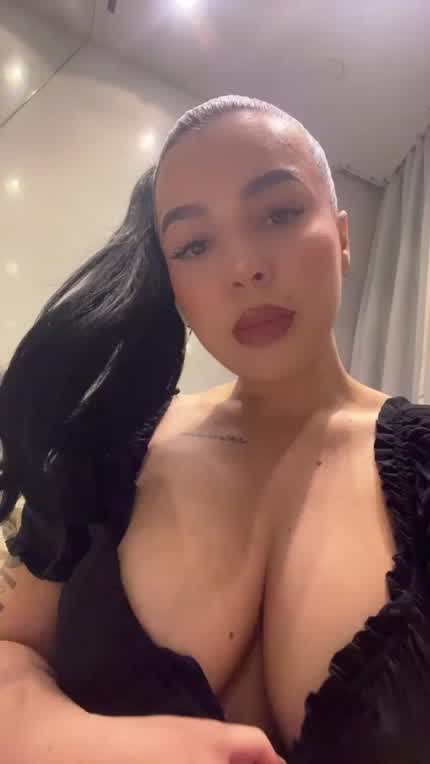 I need a sugarbaby to take on my executive retreat