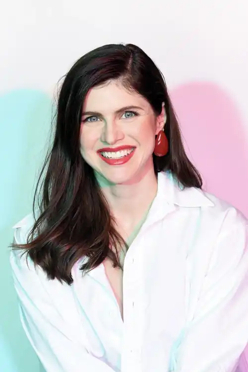 IMDb x TheWrap Comic-Con Portrait Studio | July 2024