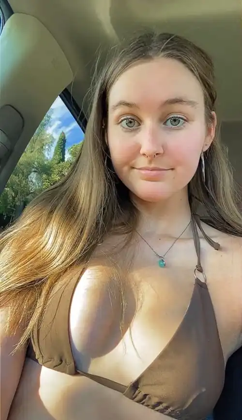 What’s your favorite thing about pale girls 