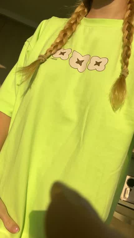 big shirts hide even bigger things