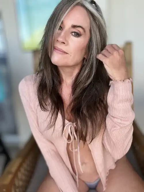 What does beautiful look like to you? (F62