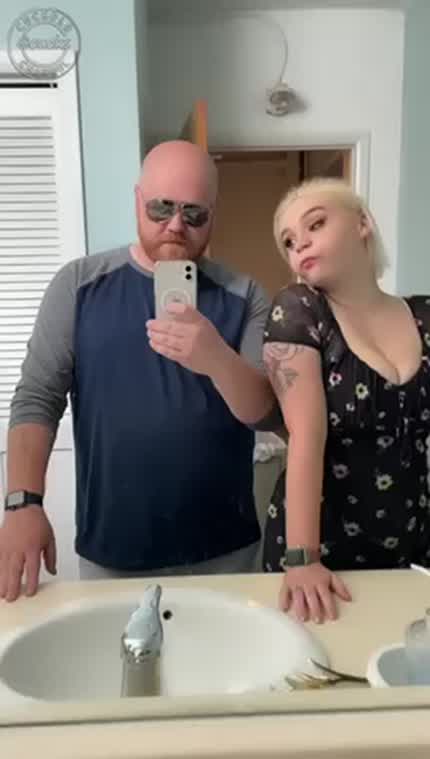 looking for the couples account or full vids