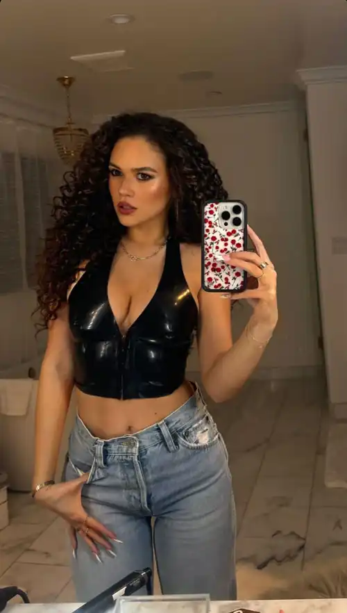 Madison Pettis 