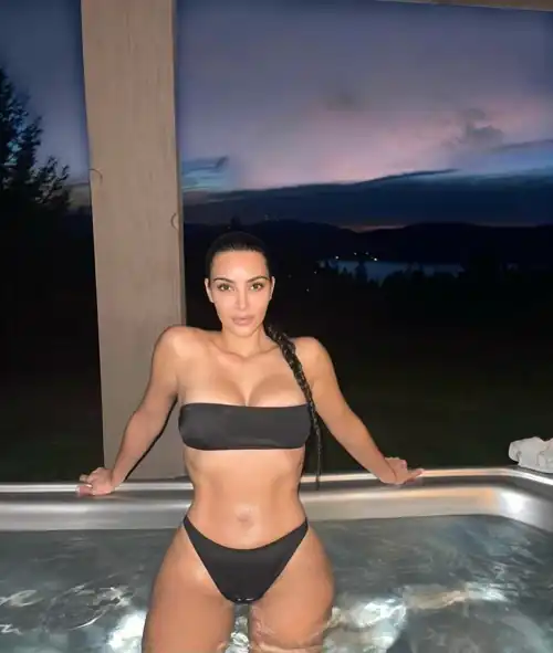 I want to suck all your cocks for Kim