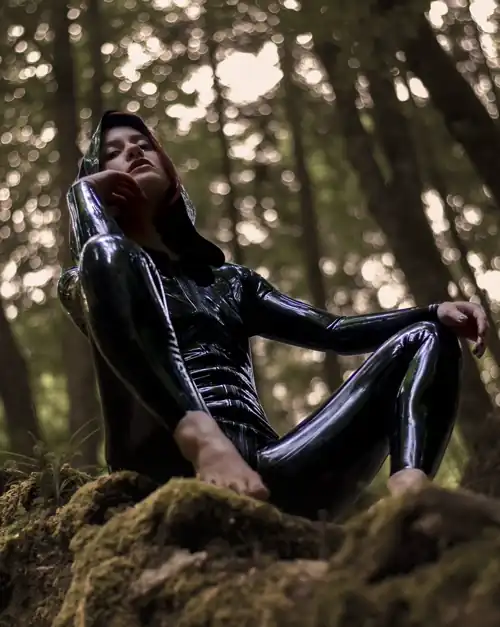 Latex nymph in the forest requires worship