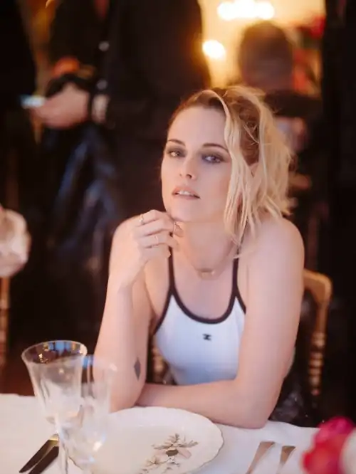 Queen look