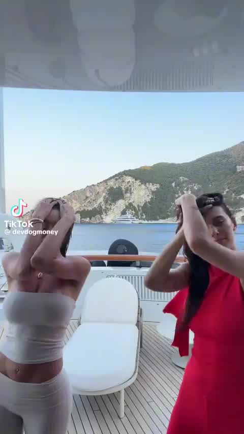 TikTok - with Devon - 08.07.2024