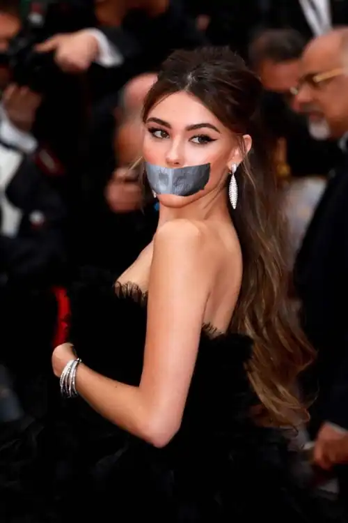 Madison beer gagged