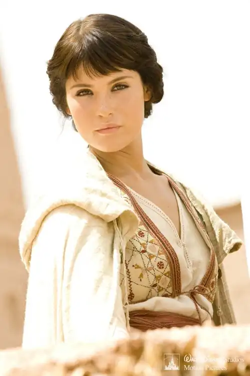 I love how she looks in Prince of Persia