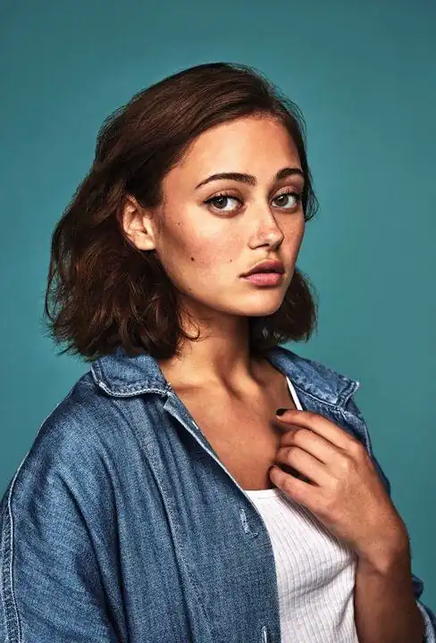 Ella Purnell 