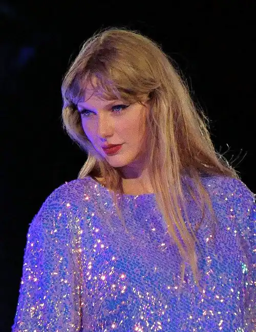 my favs pics of 'the eras tour' ♡