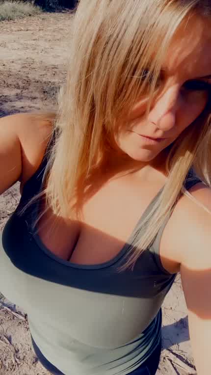 walking back and flashing sounds easier than it is haha